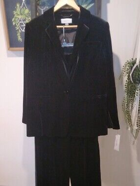 Calvin Klein Black Velvet Two-Piece Pantsuit
